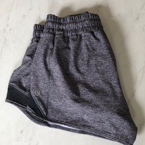 Lululemon shorty shorts size 6